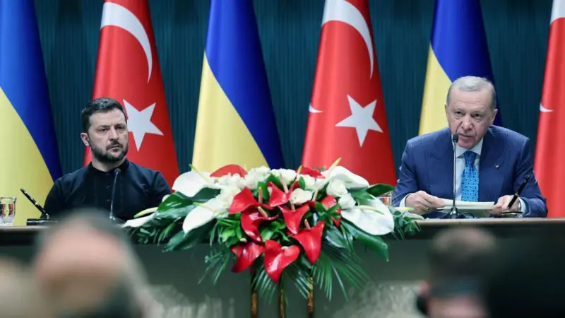 Zelenskiy: Putin Ukraynalıları öldürüyor Amerikalıları değil! Riyad’a çağrılmadık!