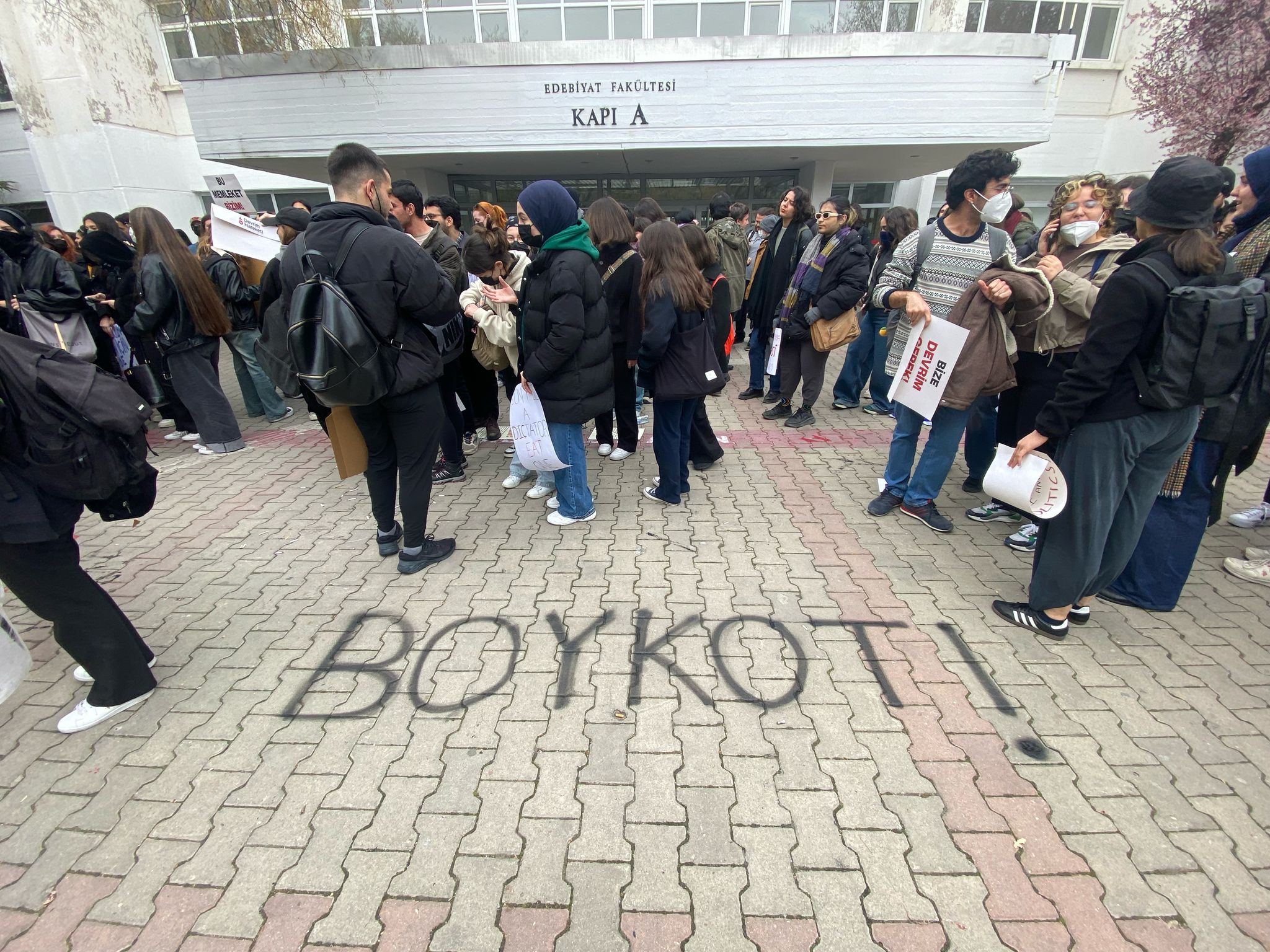 Üniversiteler boykotta: İTÜ, Boğaziçi, İÜ, YTÜ, Hacettepe ve ODTÜ...