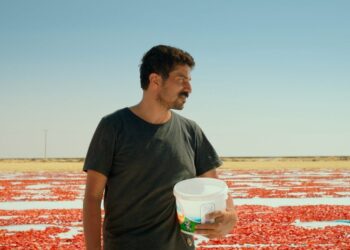 SİYAD Ödülleri sahiplerini buldu: 'Hemme’nin Öldüğü Günlerden Biri' damga vurdu 2 SİYAD Ödülleri sahiplerini buldu: ‘Hemme’nin Öldüğü Günlerden Biri’ damga vurdu