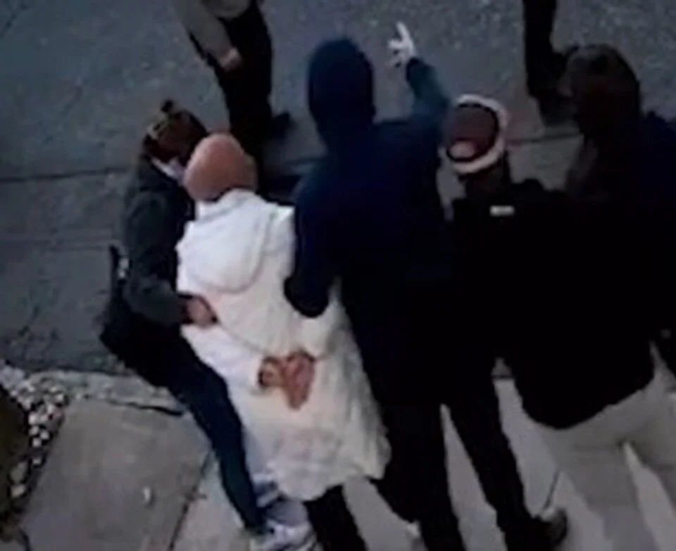 ABD’de doktora yapan Türk öğrenci Hamas’ı desteklediği iddiasıyla ters kelepçeyle gözaltına alındı