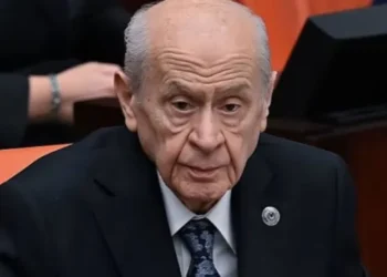 Ameliyattan sonra ses verip görüntü vermeyen Bahçeli, bayramdan sonra mesaiye başlayacakmış