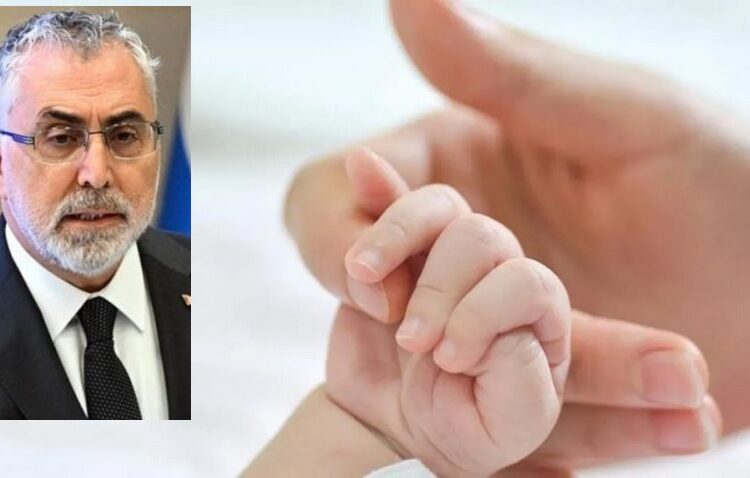 Türkiye’nin düşen doğurganlık oranını, babalara izin düzenlemesi yaparak artırma çabası…