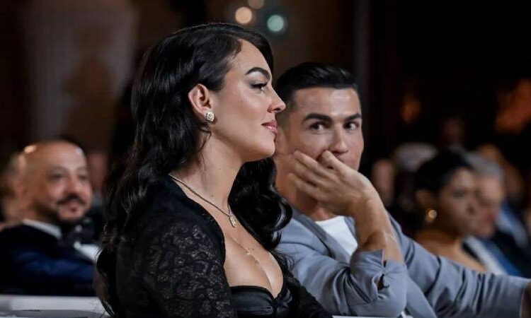 Christiano Ronaldo, çocuklarının annesiyle evleniyor 1 Christiano Ronaldo, çocuklarının annesiyle evleniyor