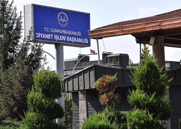 Diyanet harcamaları, 2025’te de sürüyor: 1,9 milyon TL’ye fetva kitabı bastırılacak