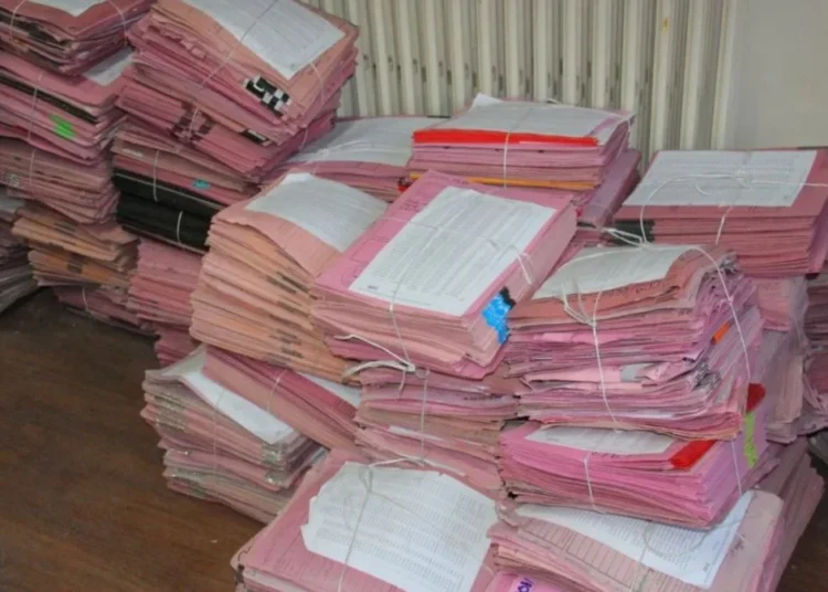 Geçim sıkıntısı icra dairelerini patlattı! Günde 31 bin yeni, toplamda 22,8 milyon icra dosyası 1 Geçim sıkıntısı icra dairelerini patlattı! Günde 31 bin yeni, toplamda 22,8 milyon icra dosyası