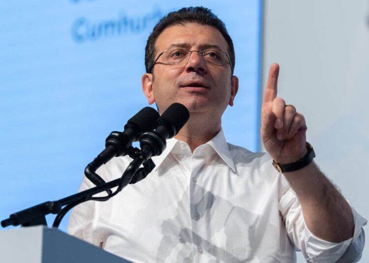 İmamoğlu’nun avukatı yanıtladı: Diploma iptal edilirse hukuki süreç nasıl işleyecek?
