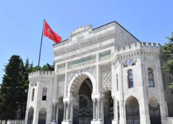 Ekrem İmamoğlu'nun diploması veri tabanından silindi 4 İmamoğlu’nun diplomasının iptal gerekçeleri açıklandı