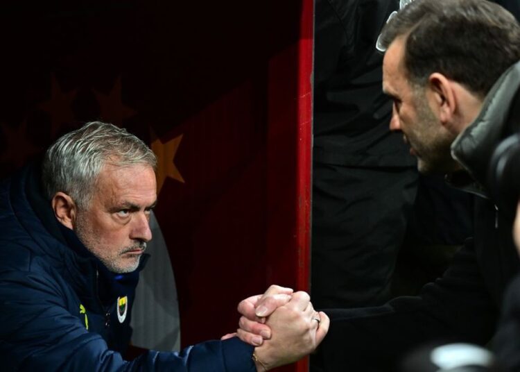 Mourinho’dan ‘ırkçılık’ suçlamasına çok sert cevap: ‘Nasıl bu kadar alçalabildiler?’