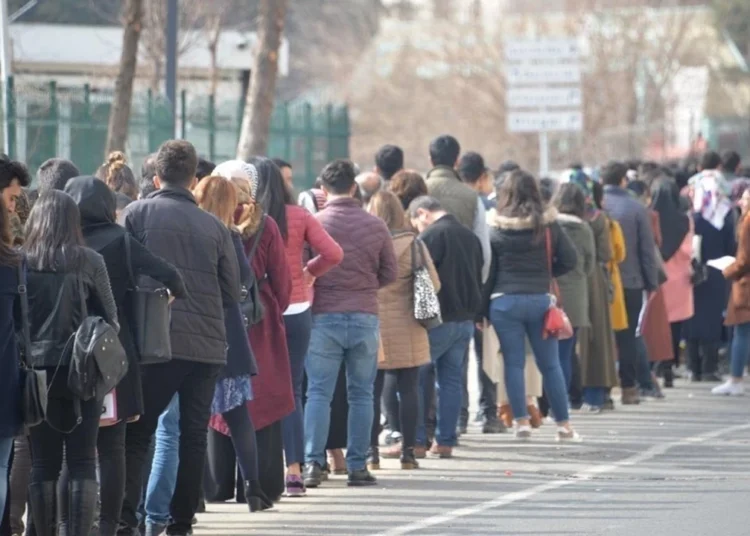 TÜİK açıkladı: İşsizlik son 21 yılın en düşük seviyesine geriledi 1 Gerçek işsizlerin sayısı 11,2 milyonu geçti