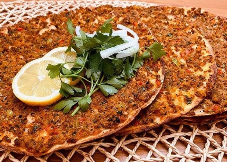Bakanlık 12 firmayı ifşa etti: Lahmacun diye neler yemişiz