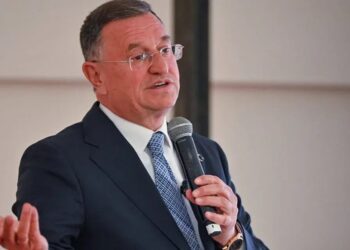 Lütfü Savaş yine sahnede: CHP’nin olağanüstü kurultayına iptal başvurusu