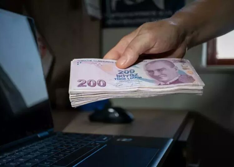 Öğretmen maaş promosyonunda rekor teklif geldi 1 Öğretmen maaş promosyonunda rekor teklif geldi
