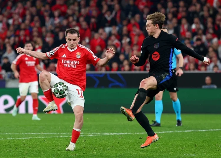 Devler ligi nefes kesti! Liverpool PSG'yi, Barcelona Benfica’yı, Bayern Münih Bayer Leverkusen’i yendi 1 Devler ligi nefes kesti! Liverpool PSG’yi, Barcelona Benfica’yı, Bayern Münih Bayer Leverkusen’i yendi
