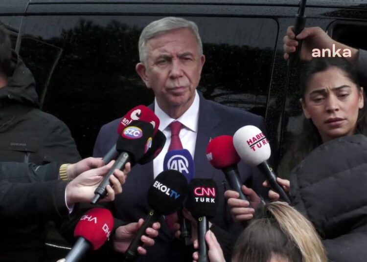 Dilek İmamoğlu’nu ziyaret eden Mansur Yavaş: Ben dahil hepimiz sandığa gideceğiz