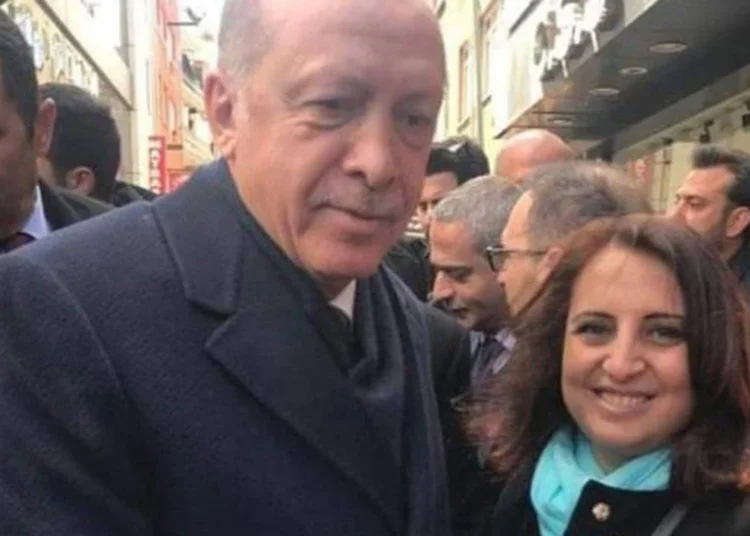 AK Parti İstanbul Kadın Kolları Başkan Yardımcılığı’ndan Maydonoz Döner kayyımlığına… 1 AK Parti İstanbul Kadın Kolları Başkan Yardımcılığı’ndan Maydonoz Döner kayyımlığına…