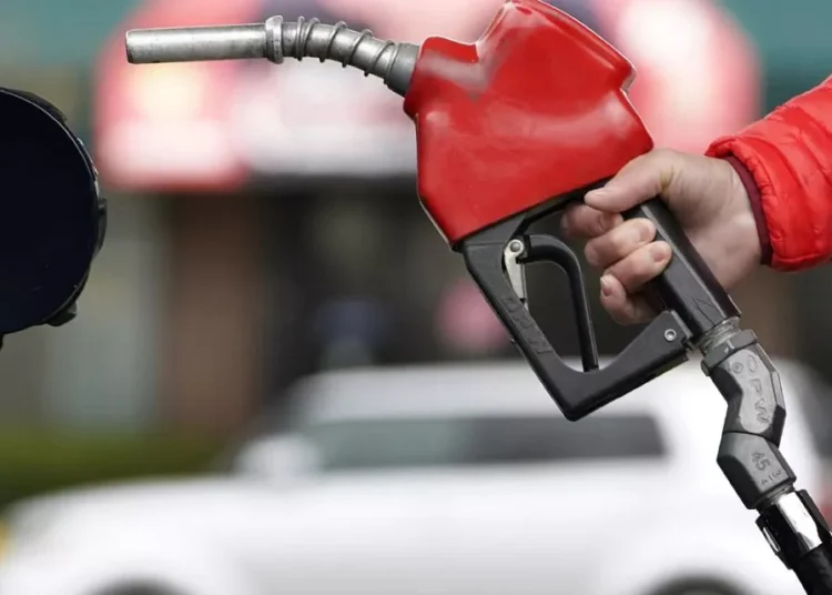 Dün benzin, bugün motorin! Mazota 1,42 TL zam 1 Dün benzin, bugün motorin! Mazota 1,42 TL zam