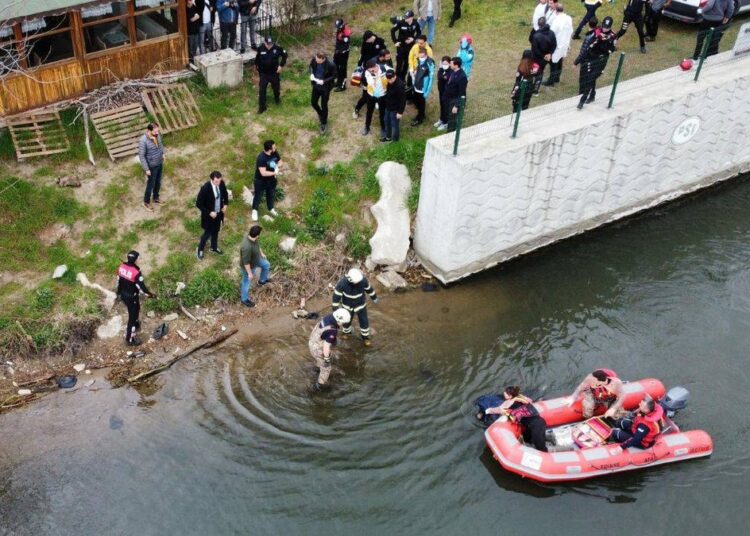 Meriç Nehri’nde erkek cesedi bulundu