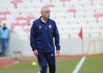 Rıza Çalımbay, 643 gün sonra galibiyetle geri döndü