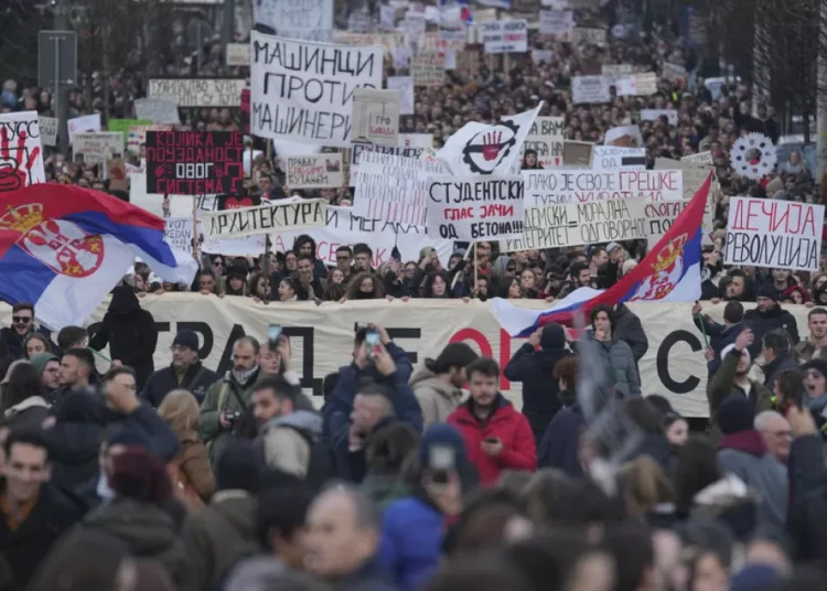 Suna Yaman yazdı I Dünyada protestolar sonucu gelen istifalar: Peki, Türkiye’de neden olmuyor?