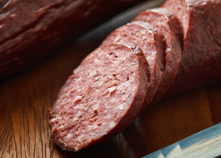 Ünlü sucuk markasına dev ceza