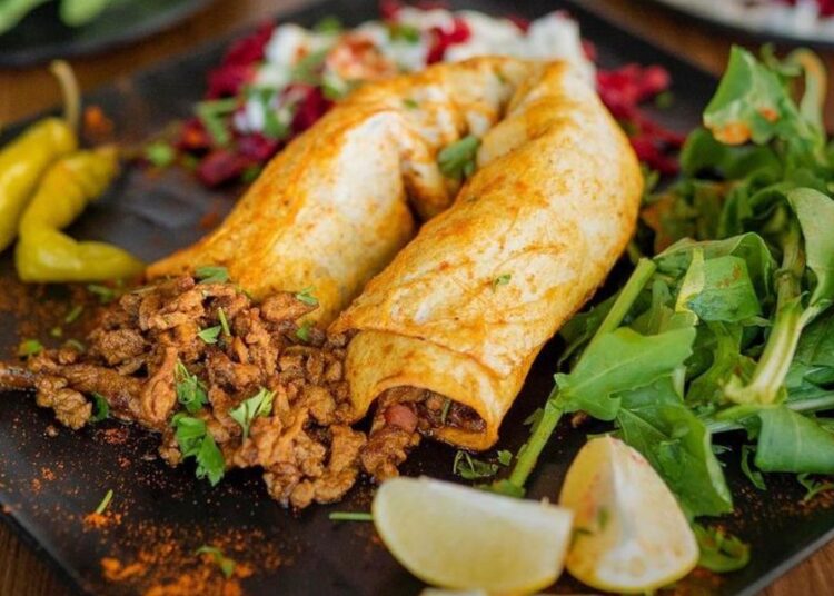 Firma ifşa edildi: Tantuni diye at eti yedirmişler 1 Firma ifşa edildi: Tantuni diye at eti yedirmişler