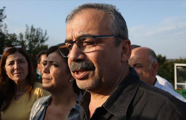 Habertürk ambargoyu kaldırdı: Sırrı Süreyya Önder konuk oluyor