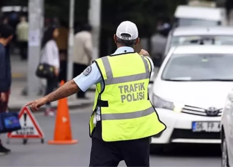 Trafikte kırmızı ışık ihlali yapanlara yönelik cezalar artırıldı