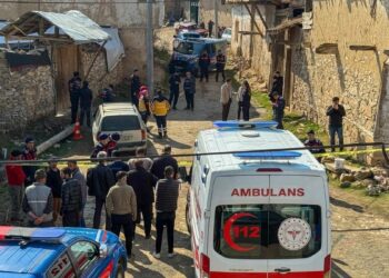89 yaşındaki kişi komşularına ateş açtı: 2 ölü, 1 ağır yaralı