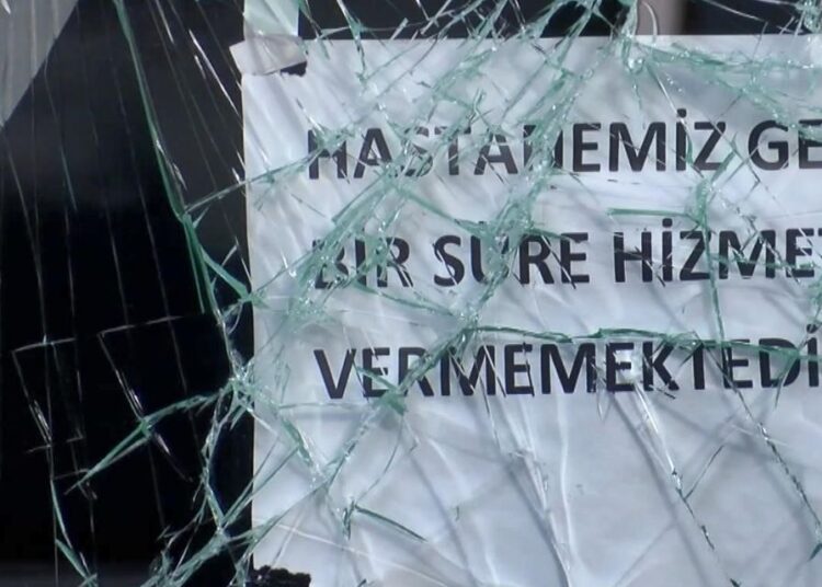 Yenidoğan çetesi davasında 10 tahliye 1 Yenidoğan çetesi davasında 10 tahliye