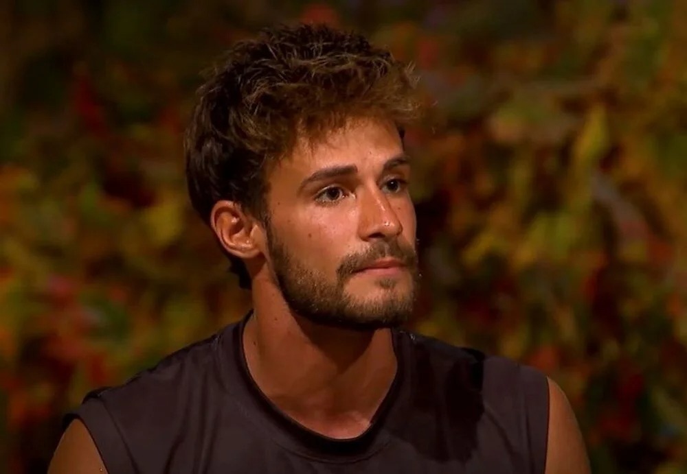 Survivor'da kriz: Batuhan Karacakaya’nın ailesinden Acun Ilıcalı'ya tehdit 3 Survivor'da kriz: Batuhan Karacakaya’nın ailesinden Acun Ilıcalı'ya tehdit
