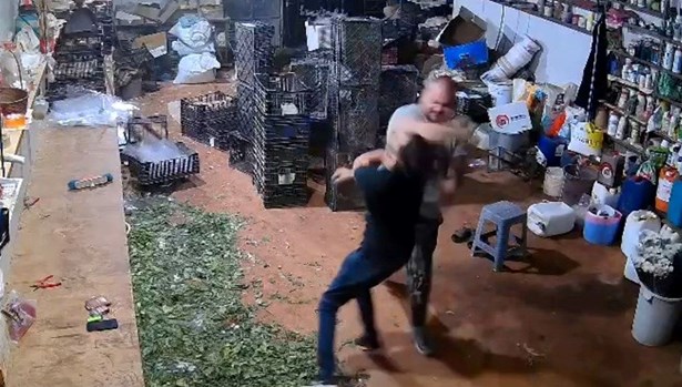 Cezası müebbet: Çiçekçiyi tek yumrukla öldürmüştü 1 Cezası müebbet: Çiçekçiyi tek yumrukla öldürmüştü