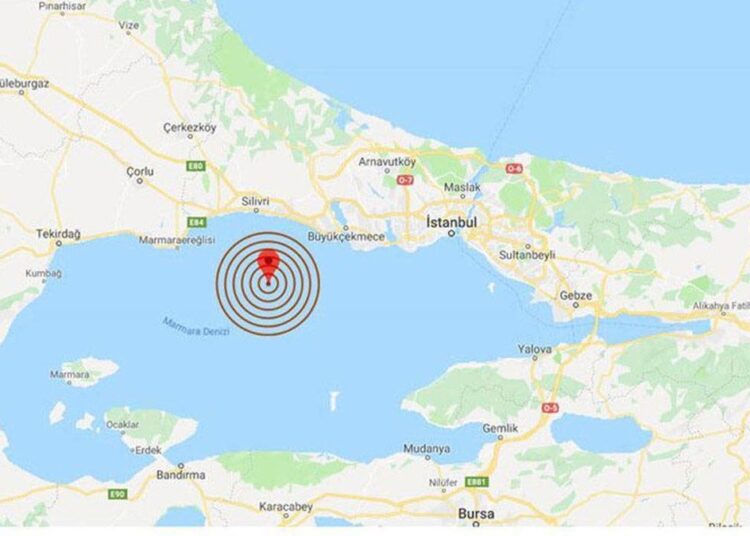 İstanbul’da artçı sarsıntılar sürüyor: 50'den fazla deprem gerçekleşti 1 İstanbul’da artçı sarsıntılar sürüyor: 50’den fazla deprem gerçekleşti