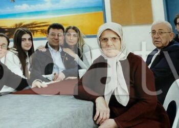 Ekrem İmamoğlu’ndan cezaevinden ilk fotoğraf geldi