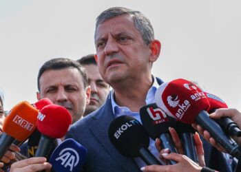 Özgür Özel: İmamoğlu’nun kendisi bile bu vakitten sonra cumhurbaşkanı adaylığından çekilemez