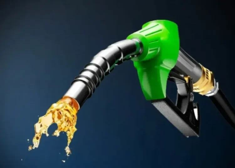 Benzin ve motorine 1,5 TL’yi aşan indirim geliyor 1 Benzin ve motorine 1,5 TL’yi aşan indirim geliyor