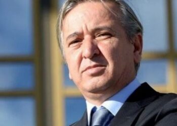 Erdoğan’ın eski metin yazarı Aydın Ünal: Alışacaksınız, kabulleneceksiniz, diz çökeceksiniz