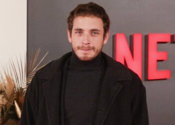 Oyuncu Cem Yiğit Üzümoğlu dahil 11 kişi serbest bırakıldı