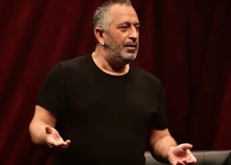 Cem Yılmaz da X'ten göç etti: 'Neyse yolu bulunur' 1 Cem Yılmaz da X’ten göç etti: ‘Neyse yolu bulunur’