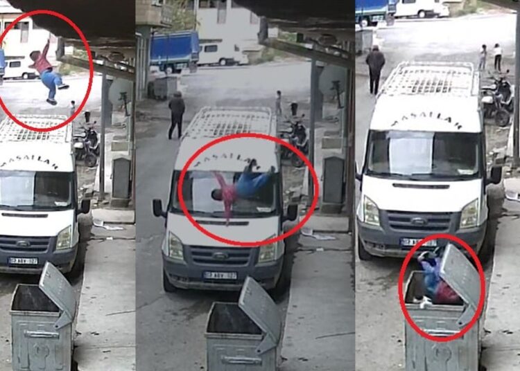 Mucize kurtuluş! Evin penceresinden sarkan çocuk çöp konteynerinin içine düştü 1 Mucize kurtuluş! Evin penceresinden sarkan çocuk çöp konteynerinin içine düştü