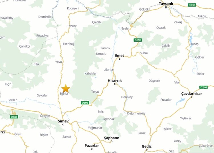 Simav sallanmaya devam ediyor: Büyüklüğü 4,2 1 Simav sallanmaya devam ediyor: Büyüklüğü 4,2