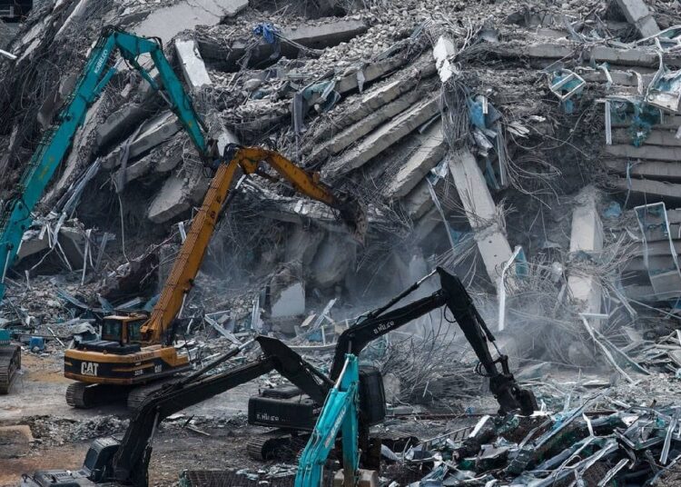 Myanmar depreminde ölenlerin sayısı 3 bini aştı