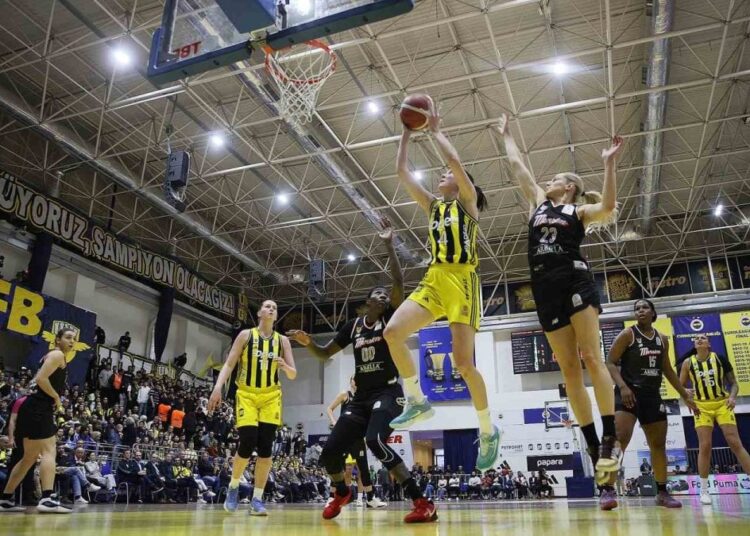Şampiyonluğa son adım! Kadınlar Basketbol Süper Ligi’nde Fenerbahçe seriyi 2-0’a getirdi
