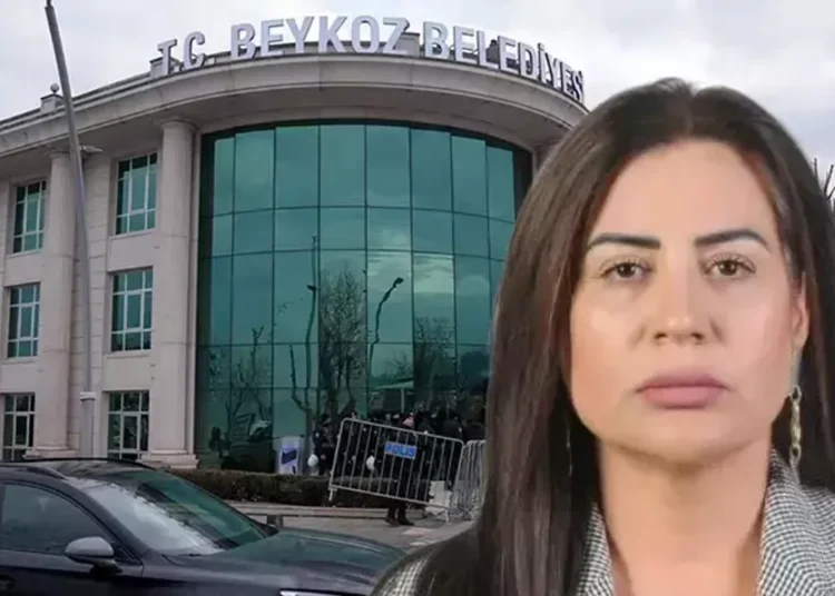 Beykoz Belediye Başkan Yardımcısı Fidan Gül de gözaltına alındı 1 Beykoz Belediye Başkan Yardımcısı Fidan Gül de gözaltına alındı