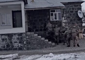 27 ilde FETÖ operasyonu: 73 şüpheli yakalandı
