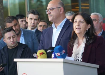 Öcalan’la görüşen İmralı Heyeti’nden açıklama: Sırrı Süreyya Önder için özel mesaj