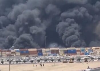 İran’ın Bender Abbas Limanı’ndaki patlamada can kaybı 14’e yükseldi