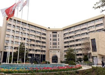 Halk Eğitim Merkezi yapılması için MEB’e tahsisli bina geri alınıp Diyanet’e verildi