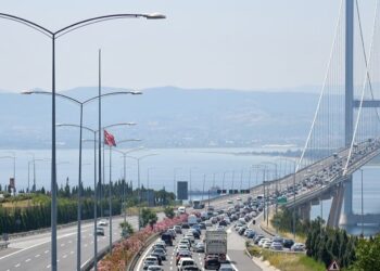 Bu projeleri bayram da kurtarmadı: Geçiş garantisi yine tutmadı