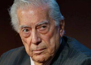 Nobel ödüllü yazar Mario Vargas Llosa hayatını kaybetti