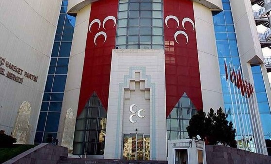 MHP'de Kilis teşkilatı da feshedildi 1 MHP genel merkezi, yolsuzluk iddiası nedeniyle Araban ilçe yönetimini feshetti